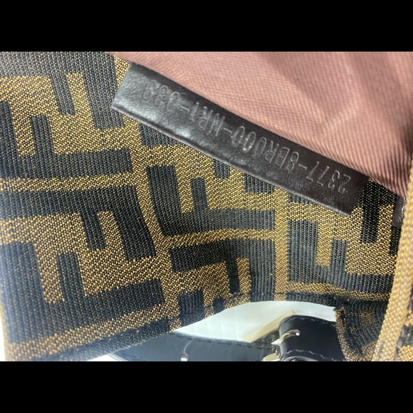 AUTHENTIC FENDI ZUCCA CLASSIC BAGUETTE - Picture 13 of 14